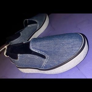 Gymboree Little Boys Shoes - Size 5 - NWT